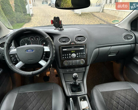 Сірий Форд Фокус, об'ємом двигуна 1.6 л та пробігом 268 тис. км за 4300 $, фото 10 на Automoto.ua