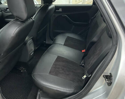 Сірий Форд Фокус, об'ємом двигуна 1.6 л та пробігом 268 тис. км за 4300 $, фото 14 на Automoto.ua