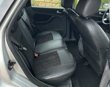 Сірий Форд Фокус, об'ємом двигуна 1.6 л та пробігом 268 тис. км за 4300 $, фото 18 на Automoto.ua