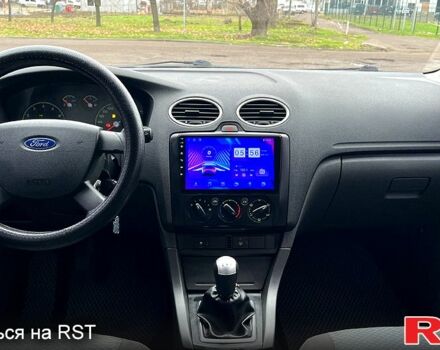 Сірий Форд Фокус, об'ємом двигуна 1.6 л та пробігом 303 тис. км за 4500 $, фото 10 на Automoto.ua