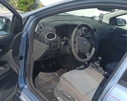 Серый Форд Фокус, объемом двигателя 1.6 л и пробегом 220 тыс. км за 4600 $, фото 8 на Automoto.ua