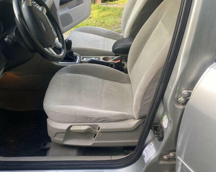 Серый Форд Фокус, объемом двигателя 1.6 л и пробегом 227 тыс. км за 5200 $, фото 15 на Automoto.ua