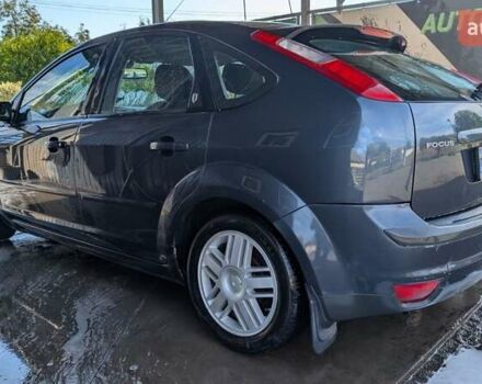 Серый Форд Фокус, объемом двигателя 1.6 л и пробегом 286 тыс. км за 3999 $, фото 11 на Automoto.ua