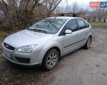 Сірий Форд Фокус, об'ємом двигуна 1.8 л та пробігом 247 тис. км за 4500 $, фото 3 на Automoto.ua