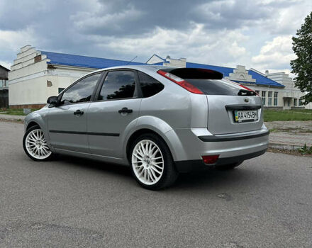 Серый Форд Фокус, объемом двигателя 1.6 л и пробегом 252 тыс. км за 3300 $, фото 2 на Automoto.ua