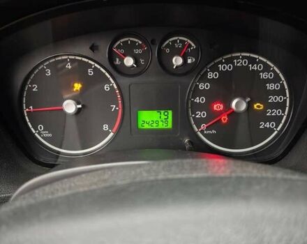 Серый Форд Фокус, объемом двигателя 1.6 л и пробегом 243 тыс. км за 4000 $, фото 10 на Automoto.ua