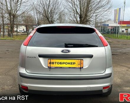 Сірий Форд Фокус, об'ємом двигуна 1.6 л та пробігом 303 тис. км за 4500 $, фото 5 на Automoto.ua