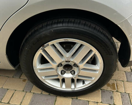 Сірий Форд Фокус, об'ємом двигуна 1.6 л та пробігом 268 тис. км за 4300 $, фото 29 на Automoto.ua