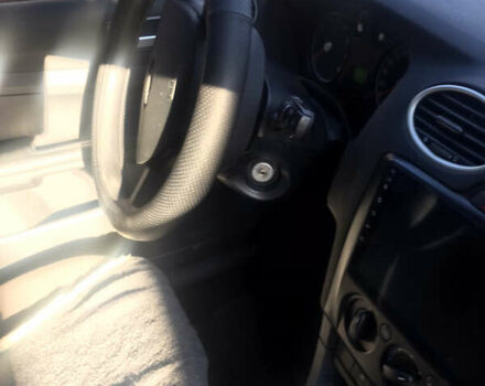 Серый Форд Фокус, объемом двигателя 1.6 л и пробегом 280 тыс. км за 3500 $, фото 11 на Automoto.ua