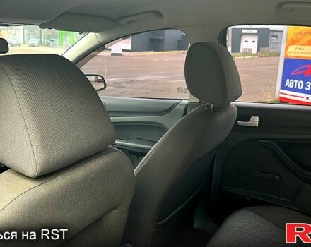 Сірий Форд Фокус, об'ємом двигуна 1.6 л та пробігом 303 тис. км за 4500 $, фото 9 на Automoto.ua