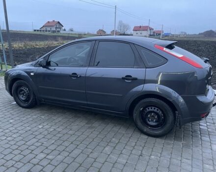 Серый Форд Фокус, объемом двигателя 1.6 л и пробегом 304 тыс. км за 4500 $, фото 3 на Automoto.ua