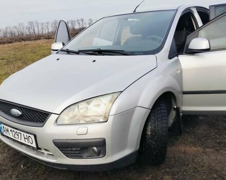 Серый Форд Фокус, объемом двигателя 1.6 л и пробегом 235 тыс. км за 3955 $, фото 1 на Automoto.ua