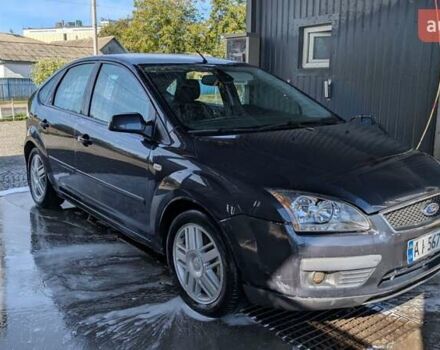 Серый Форд Фокус, объемом двигателя 1.6 л и пробегом 286 тыс. км за 3999 $, фото 4 на Automoto.ua