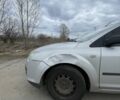 Серый Форд Фокус, объемом двигателя 1.6 л и пробегом 341 тыс. км за 4000 $, фото 4 на Automoto.ua