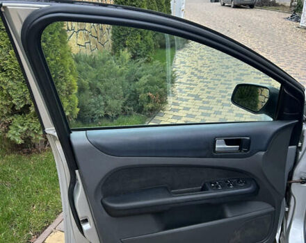 Сірий Форд Фокус, об'ємом двигуна 1.6 л та пробігом 268 тис. км за 4300 $, фото 9 на Automoto.ua