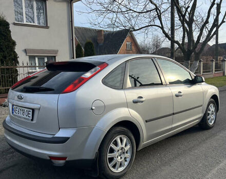 Серый Форд Фокус, объемом двигателя 1.6 л и пробегом 206 тыс. км за 3900 $, фото 22 на Automoto.ua