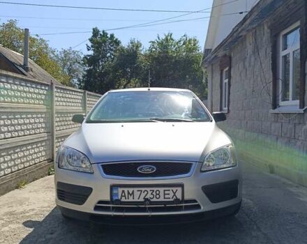 Сірий Форд Фокус, об'ємом двигуна 1.6 л та пробігом 213 тис. км за 3900 $, фото 1 на Automoto.ua