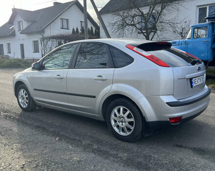 Серый Форд Фокус, объемом двигателя 1.6 л и пробегом 206 тыс. км за 3900 $, фото 18 на Automoto.ua