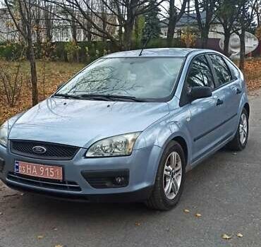 Сірий Форд Фокус, об'ємом двигуна 1.6 л та пробігом 228 тис. км за 4450 $, фото 1 на Automoto.ua