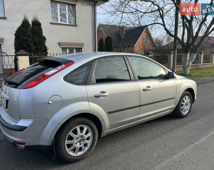 Серый Форд Фокус, объемом двигателя 1.6 л и пробегом 206 тыс. км за 3900 $, фото 24 на Automoto.ua