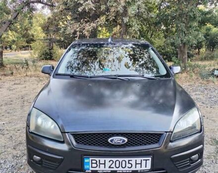 Серый Форд Фокус, объемом двигателя 1.6 л и пробегом 440 тыс. км за 4000 $, фото 9 на Automoto.ua