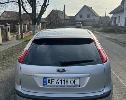 Серый Форд Фокус, объемом двигателя 1.6 л и пробегом 206 тыс. км за 3900 $, фото 15 на Automoto.ua