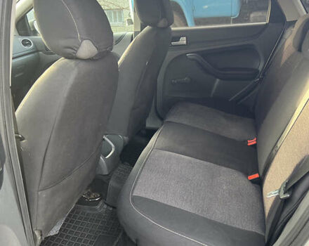 Серый Форд Фокус, объемом двигателя 1.6 л и пробегом 206 тыс. км за 3900 $, фото 37 на Automoto.ua