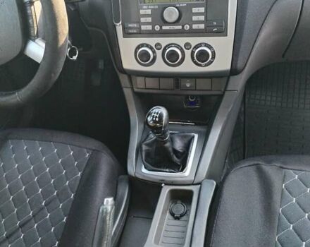 Серый Форд Фокус, объемом двигателя 1.6 л и пробегом 440 тыс. км за 4000 $, фото 15 на Automoto.ua