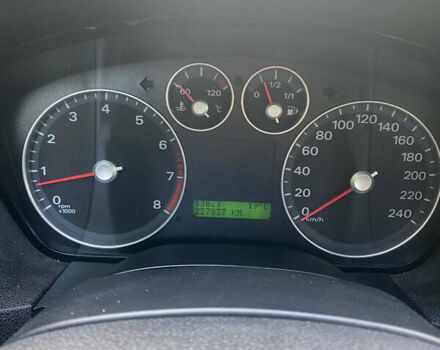 Серый Форд Фокус, объемом двигателя 1.6 л и пробегом 227 тыс. км за 5200 $, фото 24 на Automoto.ua