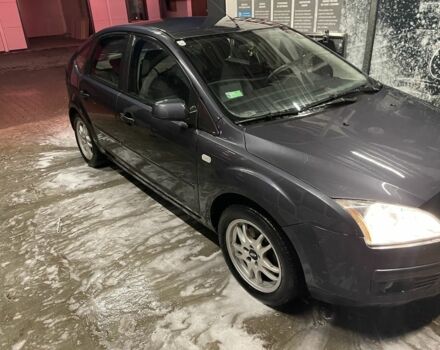 Серый Форд Фокус, объемом двигателя 1.8 л и пробегом 300 тыс. км за 1850 $, фото 1 на Automoto.ua