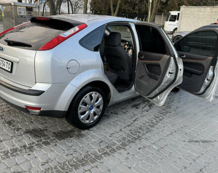 Серый Форд Фокус, объемом двигателя 2 л и пробегом 322 тыс. км за 5500 $, фото 14 на Automoto.ua