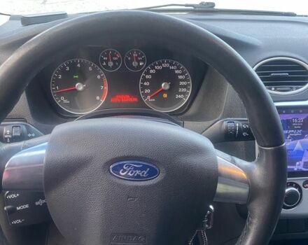Сірий Форд Фокус, об'ємом двигуна 1.6 л та пробігом 370 тис. км за 4500 $, фото 2 на Automoto.ua