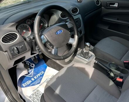 Серый Форд Фокус, объемом двигателя 1.6 л и пробегом 239 тыс. км за 5600 $, фото 12 на Automoto.ua