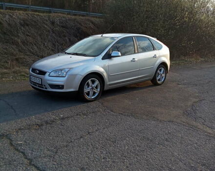 Сірий Форд Фокус, об'ємом двигуна 1.6 л та пробігом 271 тис. км за 5200 $, фото 1 на Automoto.ua