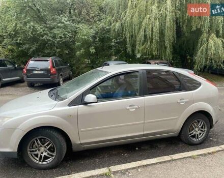 Сірий Форд Фокус, об'ємом двигуна 1.6 л та пробігом 205 тис. км за 4600 $, фото 1 на Automoto.ua