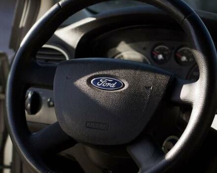 Сірий Форд Фокус, об'ємом двигуна 1.6 л та пробігом 272 тис. км за 4250 $, фото 9 на Automoto.ua