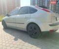 Серый Форд Фокус, объемом двигателя 1.6 л и пробегом 247 тыс. км за 3500 $, фото 2 на Automoto.ua