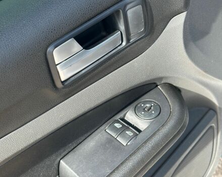 Серый Форд Фокус, объемом двигателя 1.6 л и пробегом 239 тыс. км за 5600 $, фото 11 на Automoto.ua