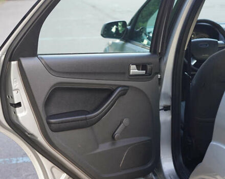 Форд Фокус 2007 в Киеве на Automoto.ua Серый Форд Фокус, объемом двигателя 1.6 л и пробегом 248 тыс. км за 4500 $, фото 10 на Automoto.ua