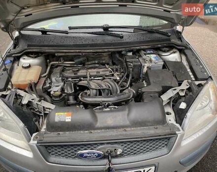 Сірий Форд Фокус, об'ємом двигуна 1.6 л та пробігом 205 тис. км за 4600 $, фото 7 на Automoto.ua