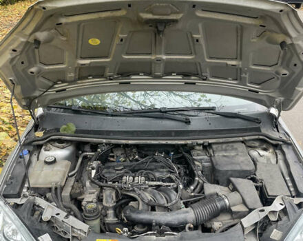 Форд Фокус 2007 в Киеве на Automoto.ua Серый Форд Фокус, объемом двигателя 1.6 л и пробегом 143 тыс. км за 4900 $, фото 10 на Automoto.ua