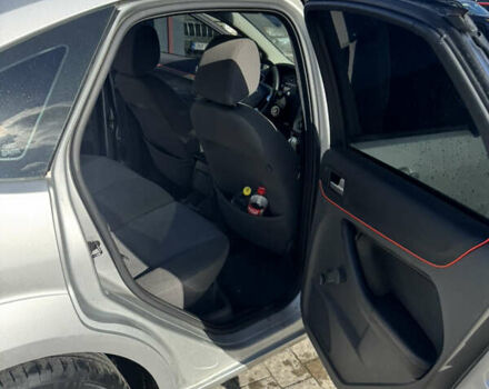 Серый Форд Фокус, объемом двигателя 2 л и пробегом 328 тыс. км за 4300 $, фото 19 на Automoto.ua