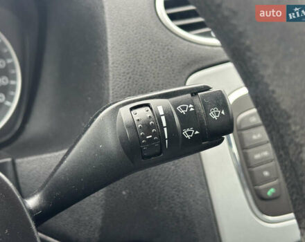 Серый Форд Фокус, объемом двигателя 1.6 л и пробегом 251 тыс. км за 4500 $, фото 33 на Automoto.ua