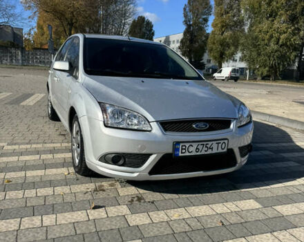 Серый Форд Фокус, объемом двигателя 2 л и пробегом 328 тыс. км за 4300 $, фото 2 на Automoto.ua