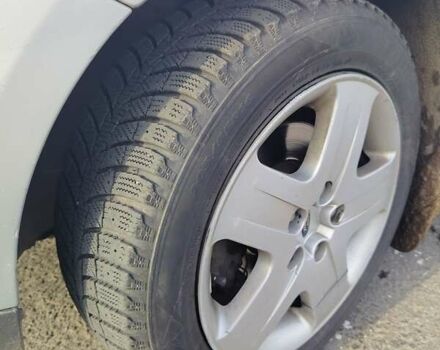 Серый Форд Фокус, объемом двигателя 1.6 л и пробегом 272 тыс. км за 5100 $, фото 14 на Automoto.ua