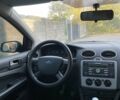 Сірий Форд Фокус, об'ємом двигуна 1.6 л та пробігом 320 тис. км за 1905 $, фото 4 на Automoto.ua