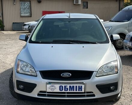 Серый Форд Фокус, объемом двигателя 1.6 л и пробегом 239 тыс. км за 5600 $, фото 1 на Automoto.ua