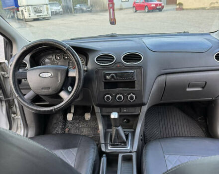 Серый Форд Фокус, объемом двигателя 1.6 л и пробегом 243 тыс. км за 4200 $, фото 19 на Automoto.ua