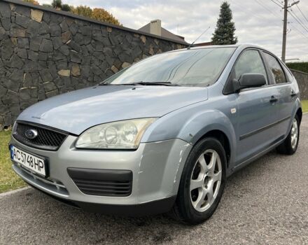 Серый Форд Фокус, объемом двигателя 1.4 л и пробегом 260 тыс. км за 2100 $, фото 2 на Automoto.ua