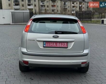 Сірий Форд Фокус, об'ємом двигуна 0 л та пробігом 208 тис. км за 4750 $, фото 3 на Automoto.ua